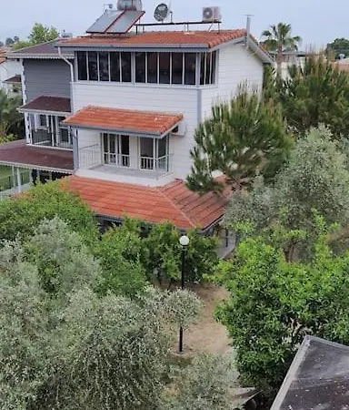 Vila Huzur Side